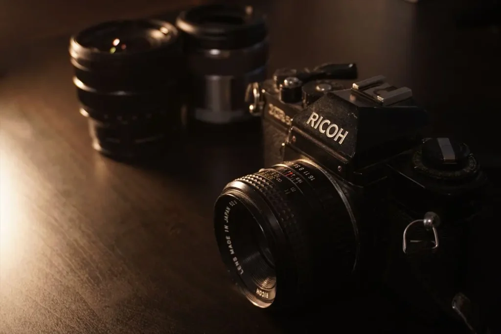 ダブルズームキット付属標準レンズを装着したα6400で撮った作例　背景があまりボケていない