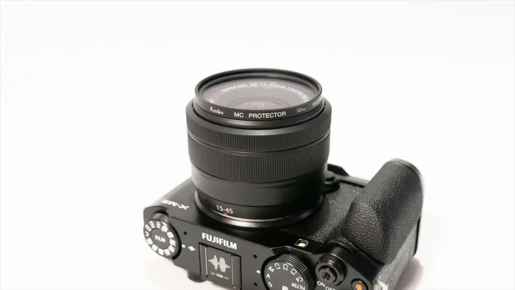 レンズ保護フィルターを装着したX-M5
