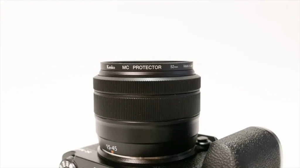 レンズ保護フィルターが完全に装着されたX-M5
