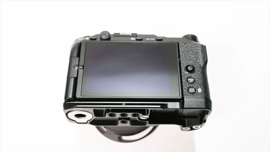 液晶画面のクリーニングが終了したX-M5
