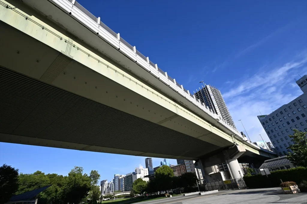 NIKKOR Z DX 12-28mm f/3.5-5.6 PZ VRで撮った作例　街スナップ