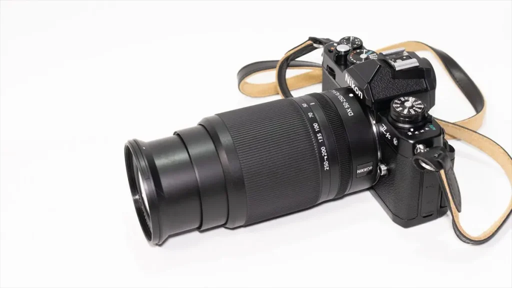 zfcにNIKKOR Z DX 50-250mm を装着　50mm