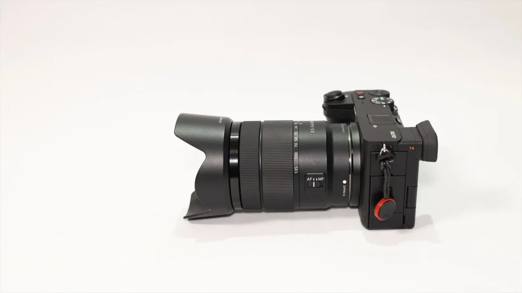 E 18-135mm F3.5-5.6 OSS 18mmの状態