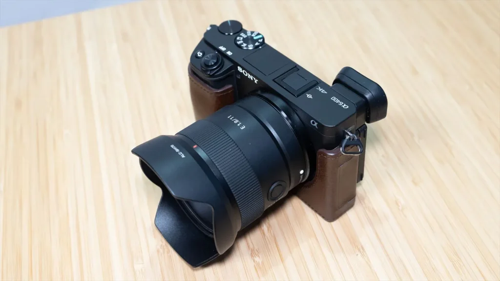 Sony E 11mm F1.8とα6400