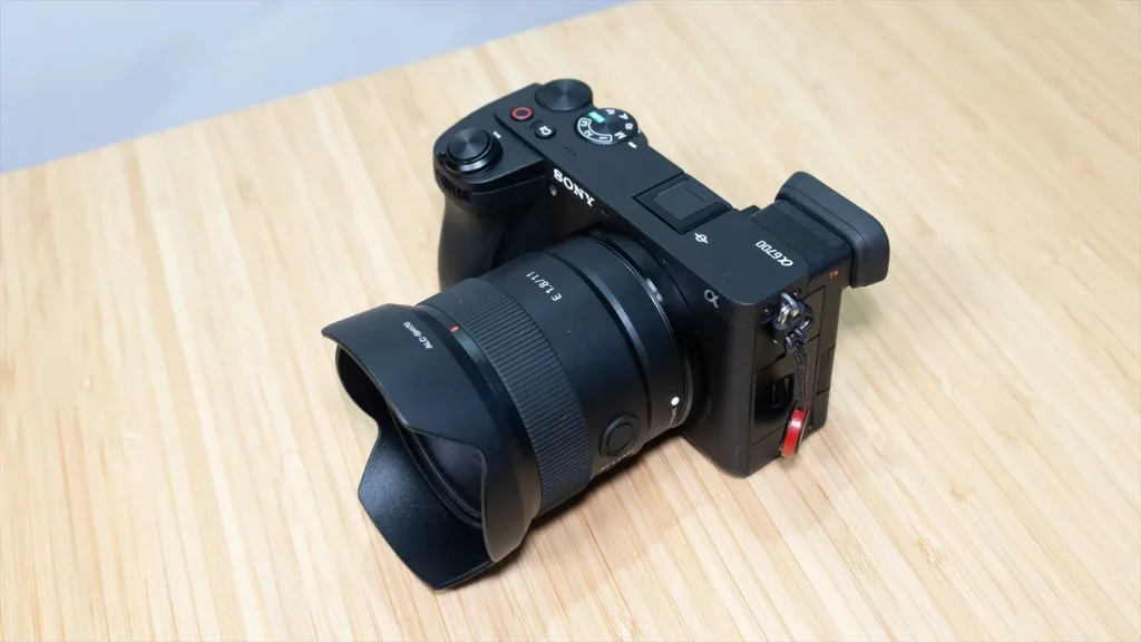 Sony E 11mm F1.8とα6700