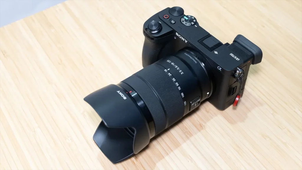 E 18-135mm F3.5-5.6 OSSとα6700