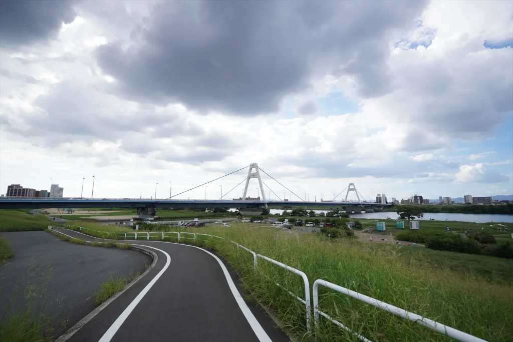 E11mmF1.8で撮った11mmの写真 18mmよりもかなり広い範囲が写っている