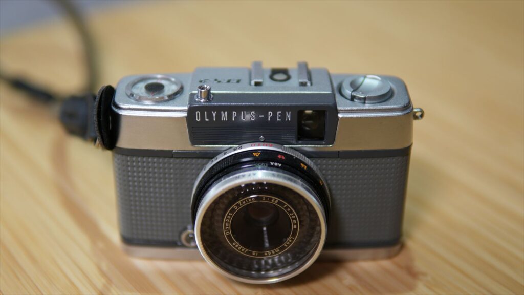 α6700とSIGMA30mmF1.4で撮ったカメラの画像 F1.4だとピント面でもやや甘い