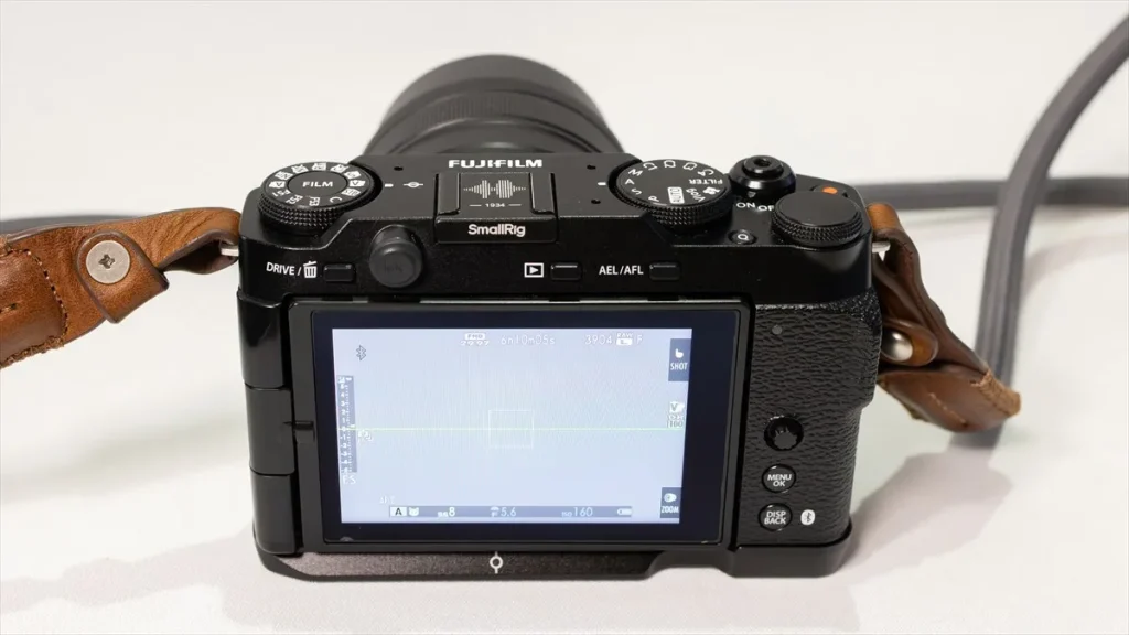 FUJIFILM X-M5の背面液晶