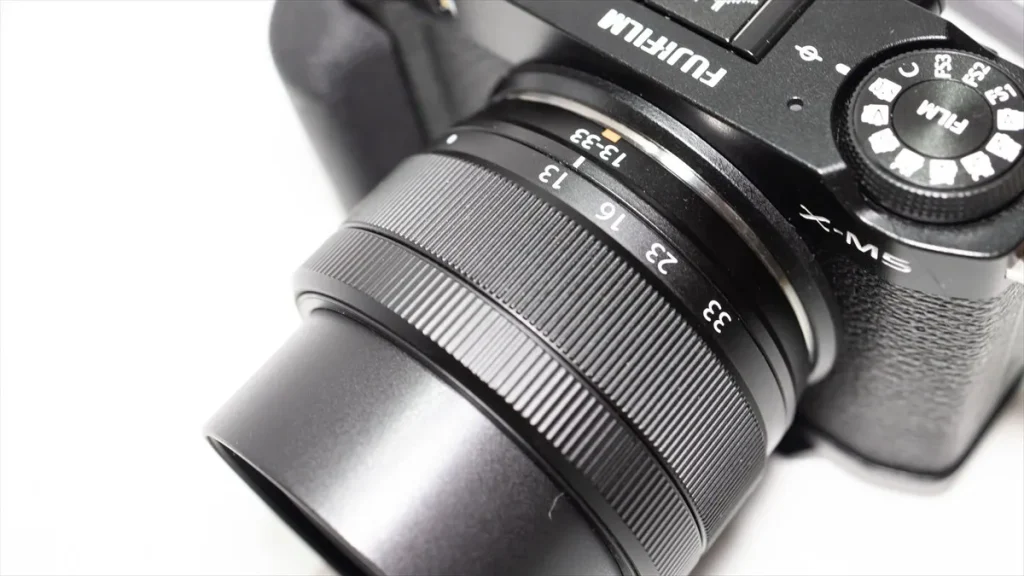 望遠端まで伸ばしたXC13-33mmF3.5-6.3 OIS