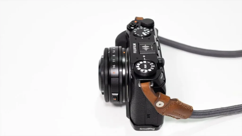 X-M5にXF23mmF2.8 R WRを装着した側面