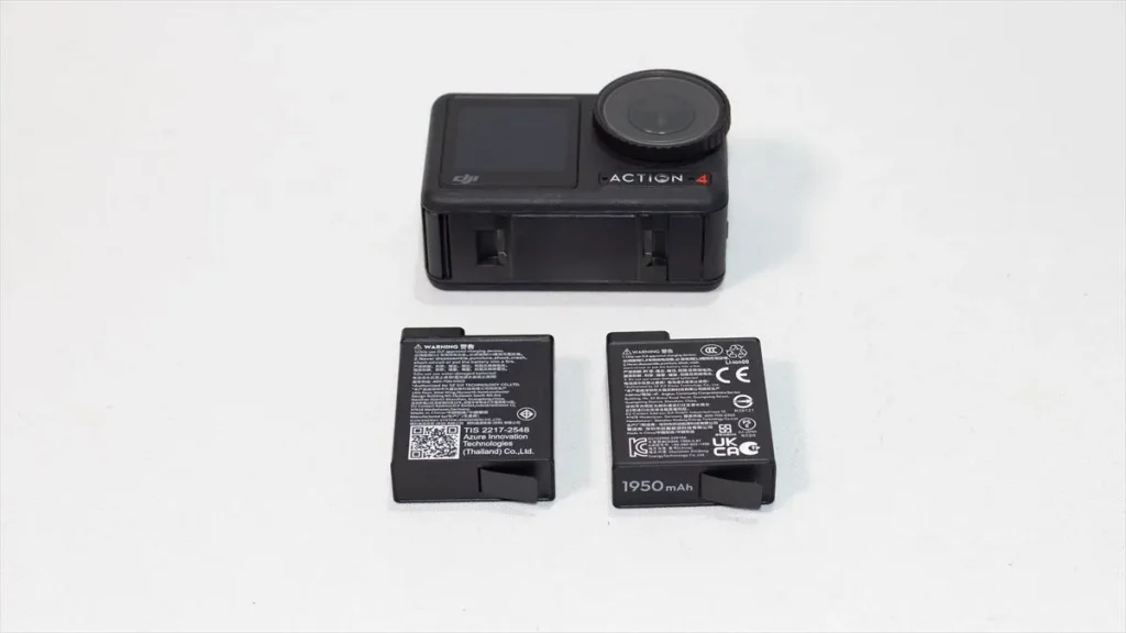 Osmo Action 4付属バッテリーとエクストリームバッテリーPlusの比較