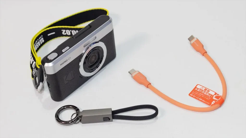 Kodak PIXPRO C1とスマートフォンを接続するUSB Type-Cケーブル